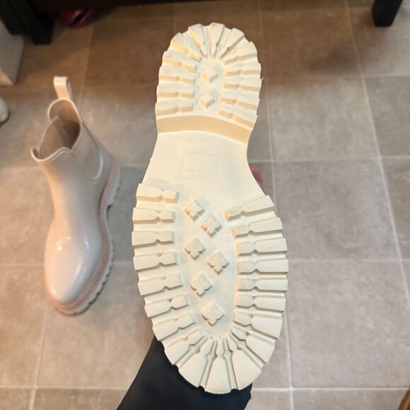 Dolce Vita Stormy Rain Boot - Ivory, Size 9 - Picture 10 of 11